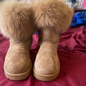 Rouge brown fur boots women’s size 9